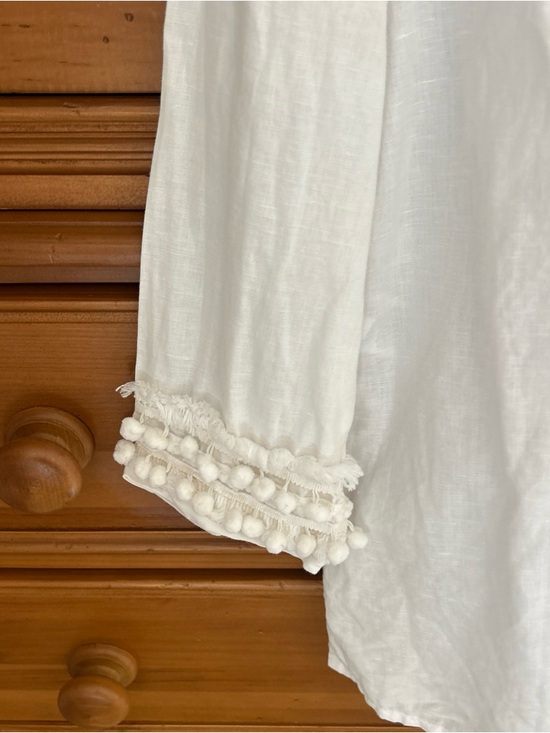 Chico’s White Linen Blend Embellished Kurta Tunic Top Pom Pom Trim Size 1 (M) - Picture 8 of 11